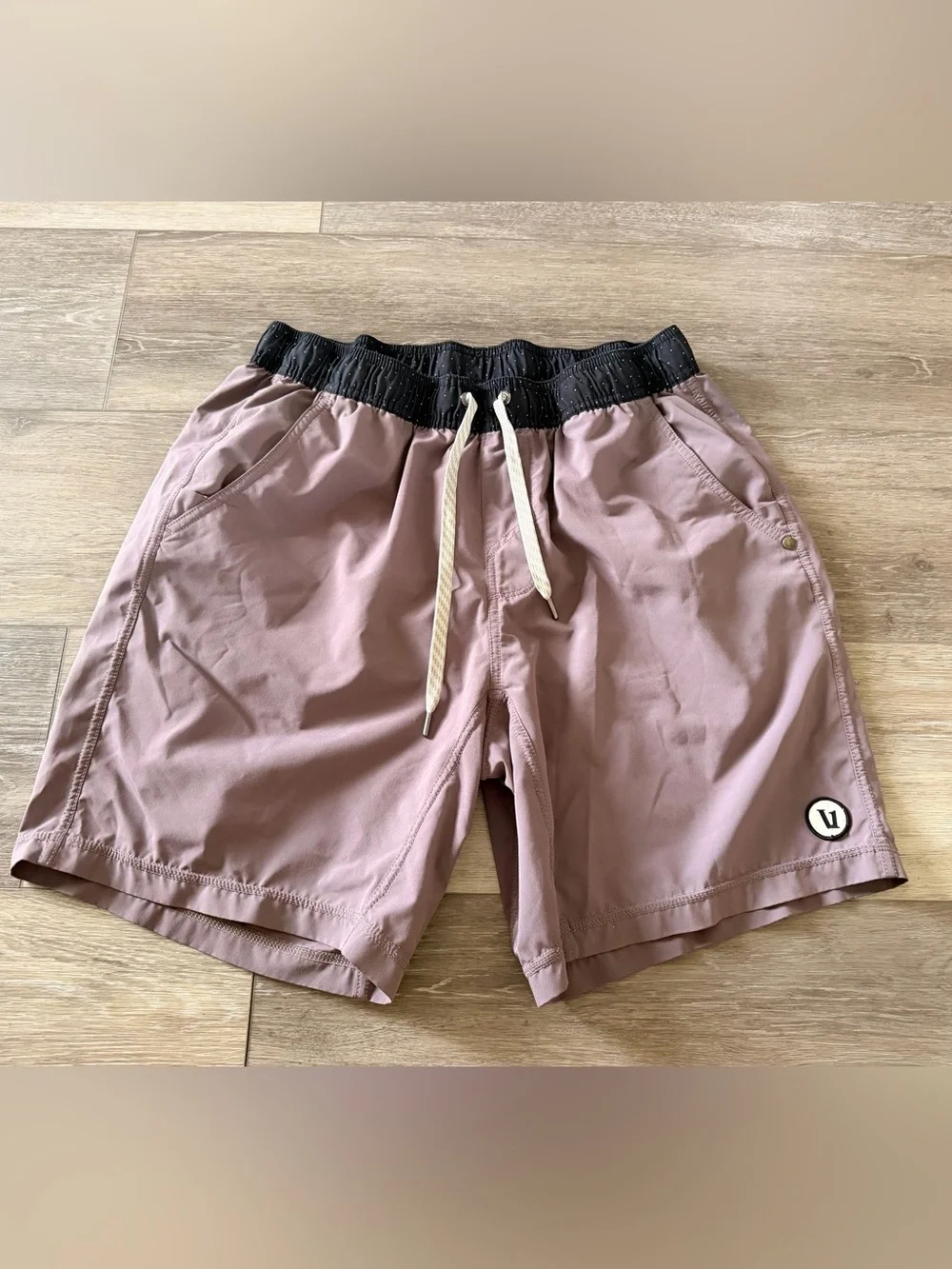 Vuori Men’s Kore Shorts - Size Large
